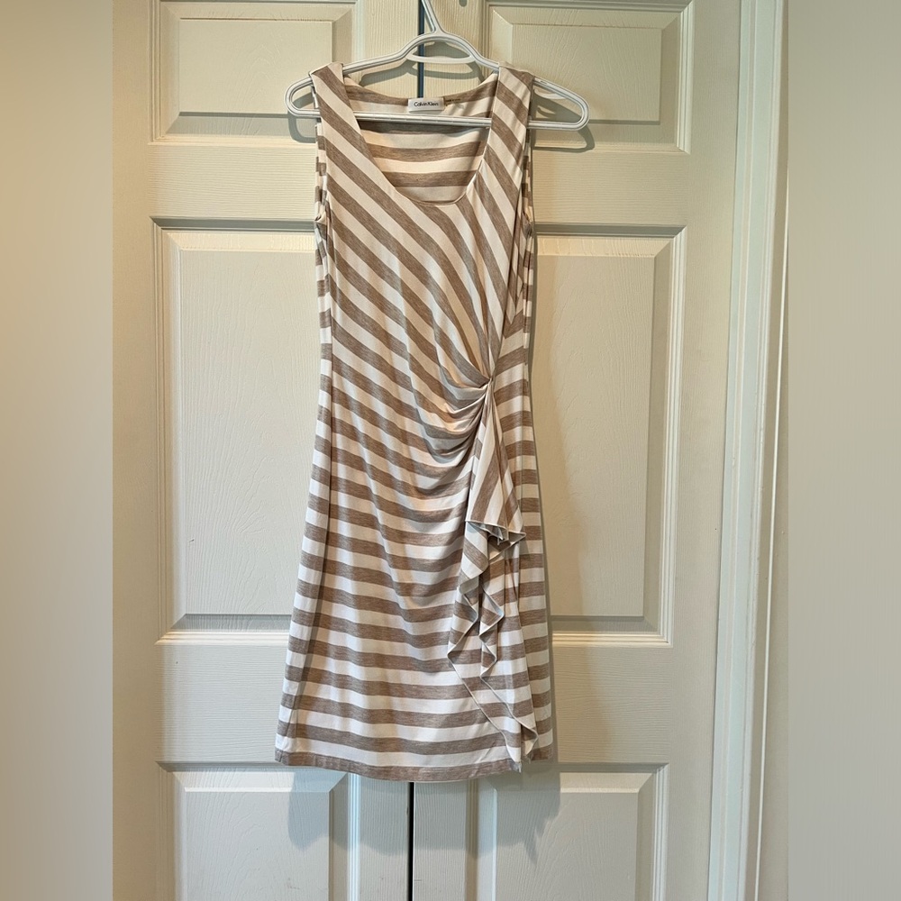 Calvin Klein Women’s Striped Dress Size 4 Tan and White Rayon Material.